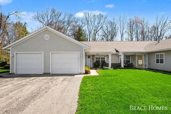 3369 Clear Vista NE Court, Grand Rapids, MI 49525