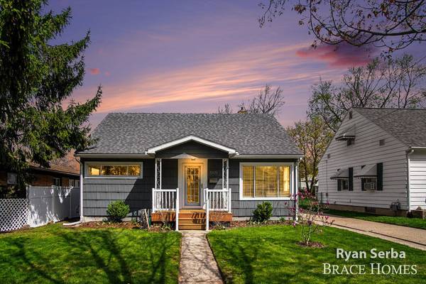 1009 Drexel NE Drive, Grand Rapids, MI 49505