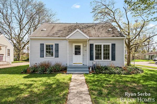 960 35th SW Street, Wyoming, MI 49509