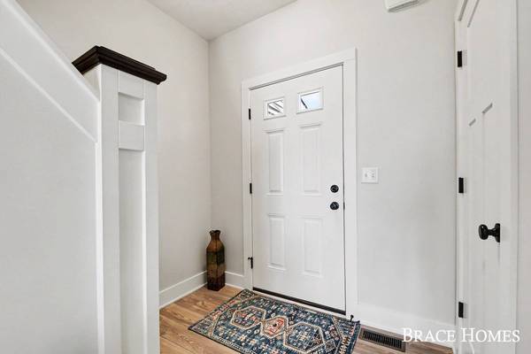 8325 Cook's Corner Drive, Byron Center, MI 49315