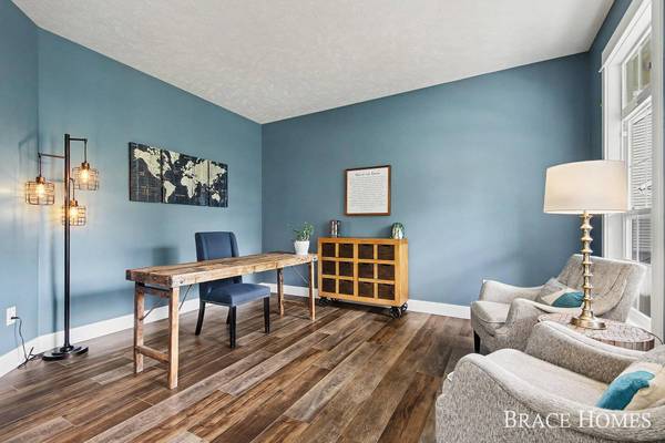 3726 Atwater Hills NE Court, Grand Rapids, MI 49525