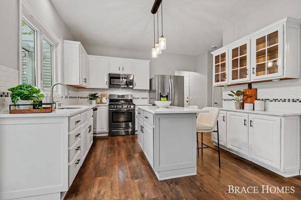 4570 Gascony SE Drive, Grand Rapids, MI 49546