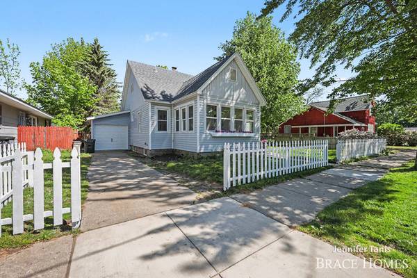 2154 Morton Avenue, Muskegon, MI 49441
