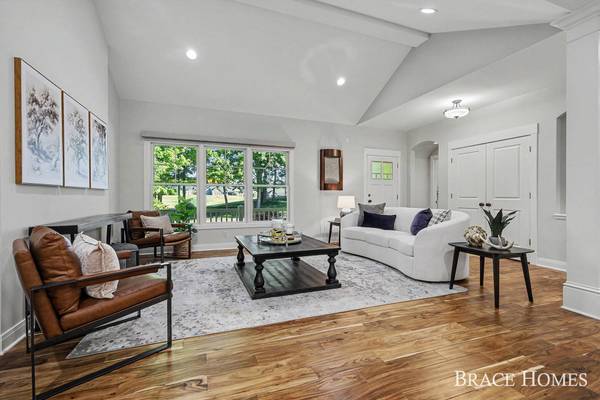 4470 Oak Arbor NE Drive #7, Grand Rapids, MI 49525