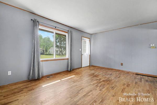 5409 Madison SE Avenue, Grand Rapids, MI 49548