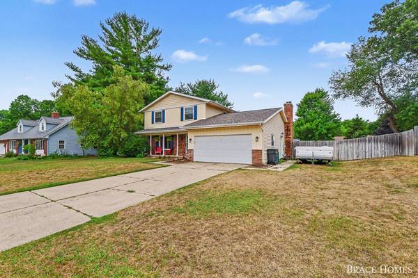 3041 Rapidfall NE Court, Belmont, MI 49306