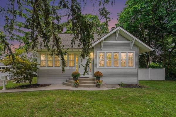 1408 Plymouth SE Avenue, Grand Rapids, MI 49506