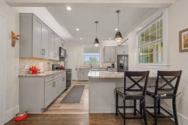 1408 Plymouth SE Avenue, Grand Rapids, MI 49506