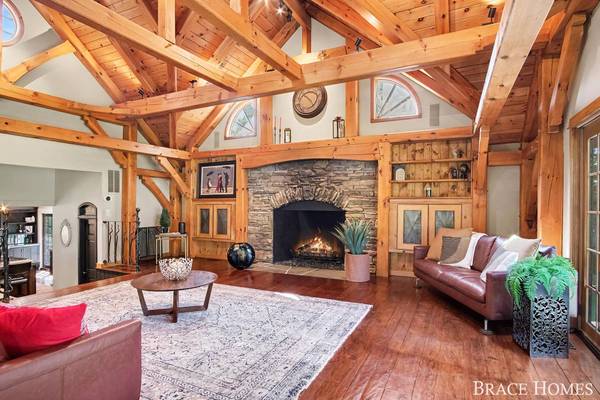 5501 Canyon River NE Drive, Ada, MI 49301