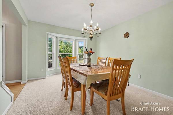 2022 Friesian NE Court, Grand Rapids, MI 49505