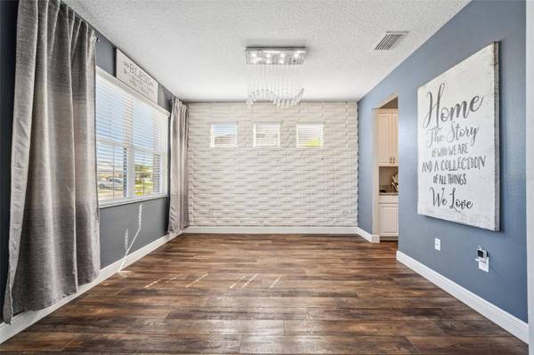 Spring Hill, FL 34610