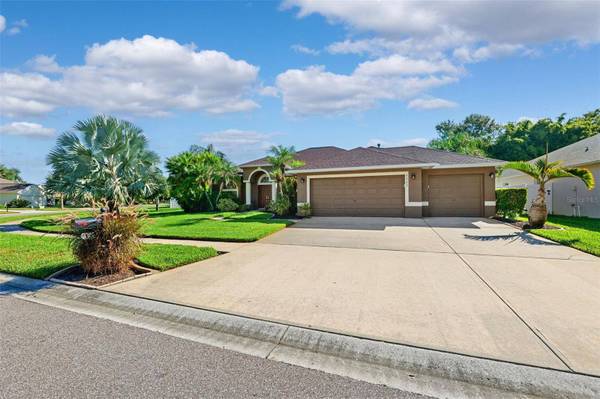 3322 ASHMONTE DR, Land O Lakes, FL 34638