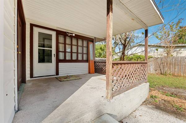 5328 17TH ST, Zephyrhills, FL 33542