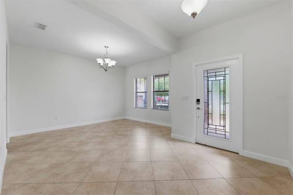 19419 PADDOCK VIEW DR, Tampa, FL 33647