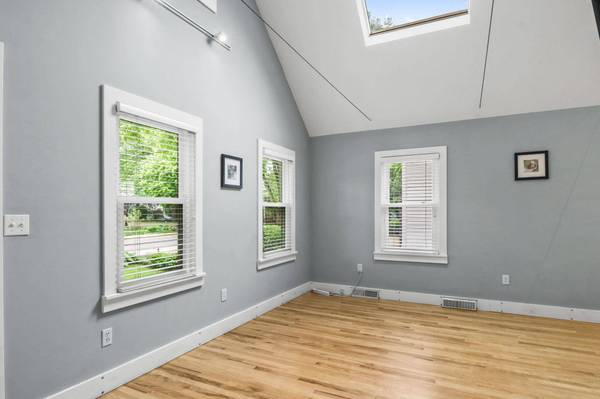 5535 Lake Mendota Drive, Madison, WI 53705