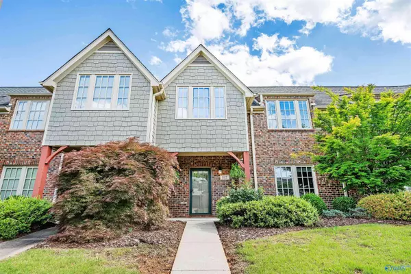 107 Bell Tower Lane, Huntsville, AL 35824