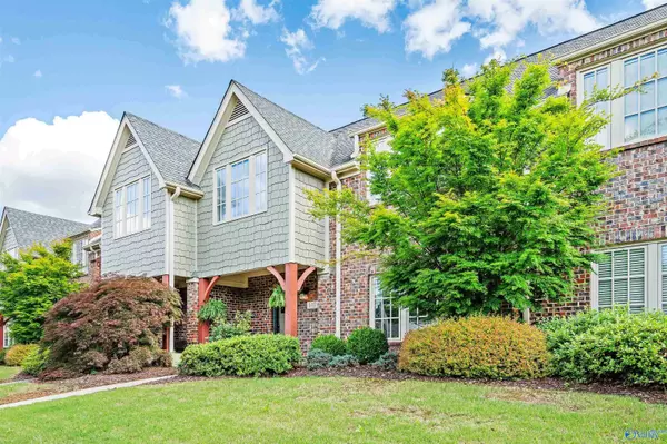 107 Bell Tower Lane, Huntsville, AL 35824