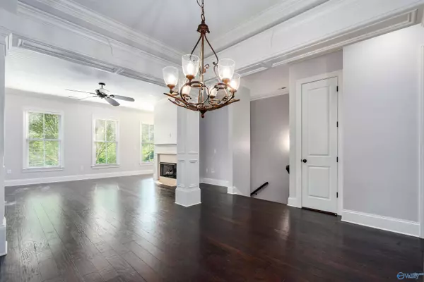 69 Town Center Drive NW, Huntsville, AL 35806