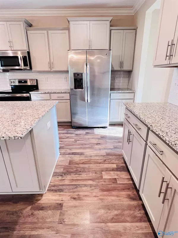 114 Summer Pointe Lane, Madison, AL 35757