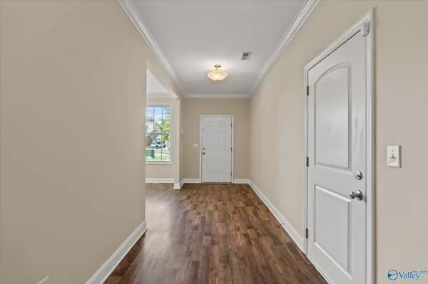 114 Summer Pointe Lane, Madison, AL 35757