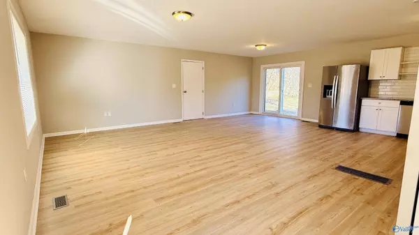 2004 Chambers Drive NE, Huntsville, AL 35811