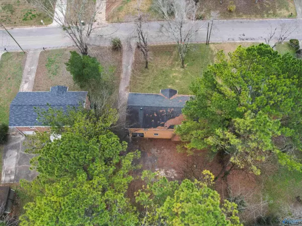 3912 Neptune Drive, Huntsville, AL 35810