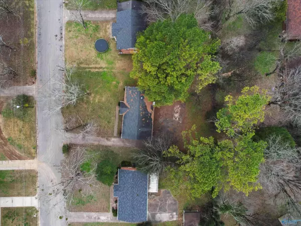 3912 Neptune Drive, Huntsville, AL 35810