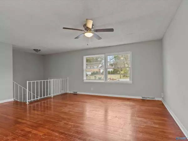 3912 Neptune Drive, Huntsville, AL 35810