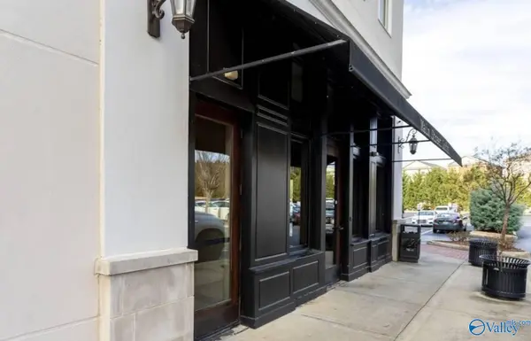 445 Providence Main Street #407, Huntsville, AL 35806