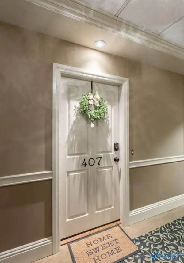 445 Providence Main Street #407, Huntsville, AL 35806