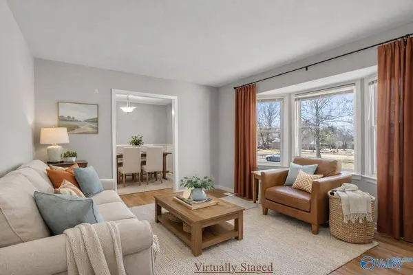 327 Pawnee Trail SE, Huntsville, AL 35803