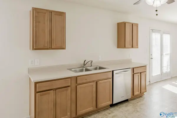 105 Bayside Lane, Toney, AL 35773
