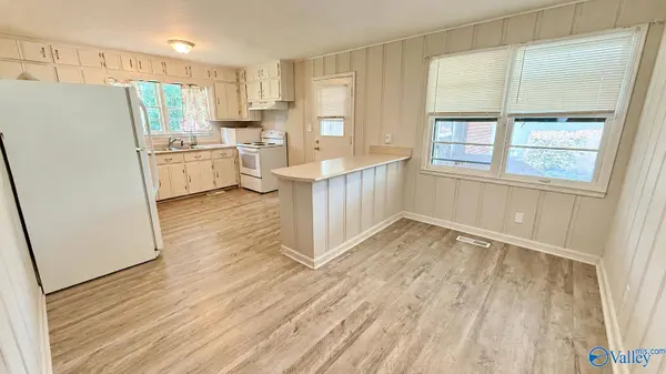 1908 Stevens Drive NE, Huntsville, AL 35801