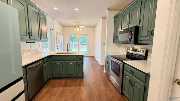 113 Nobleton Lane NW, Huntsville, AL 35806
