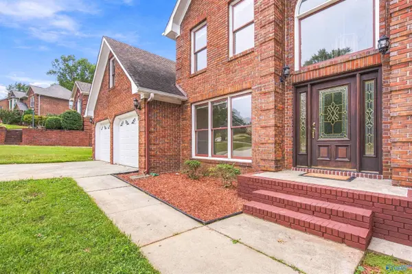 110 Heatherwood Drive, Madison, AL 35758