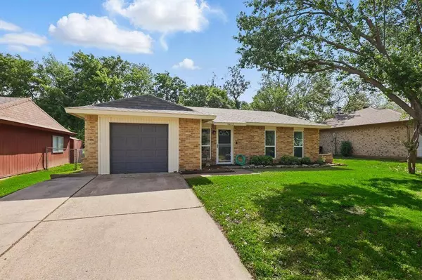 5412 Prince Drive, Lake Dallas, TX 75065