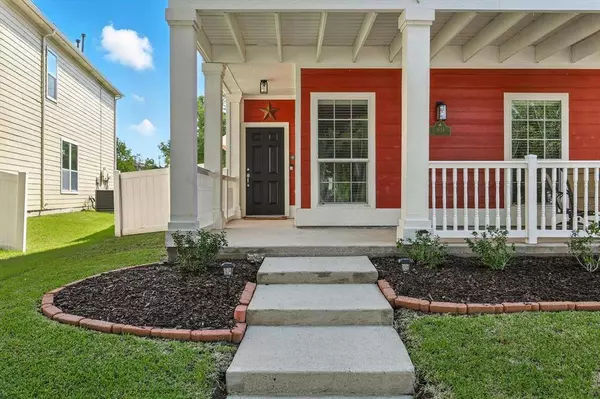 1624 Sea Pines Drive, Savannah, TX 76227