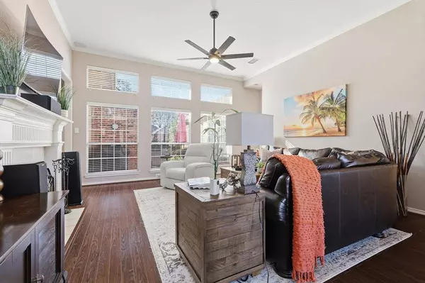 1132 Emily Lane, Carrollton, TX 75010