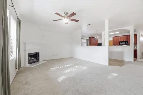 4709 Redbud Drive, Denton, TX 76208
