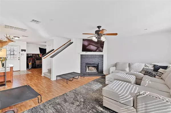 108 Nighthawk Drive, Krum, TX 76249