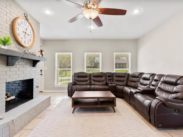 603 Carlisle Drive, Lake Dallas, TX 75065