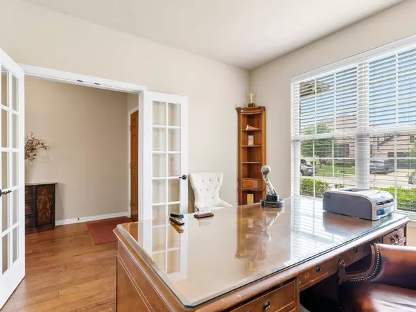 2729 Costa Mesa Drive, Little Elm, TX 75068