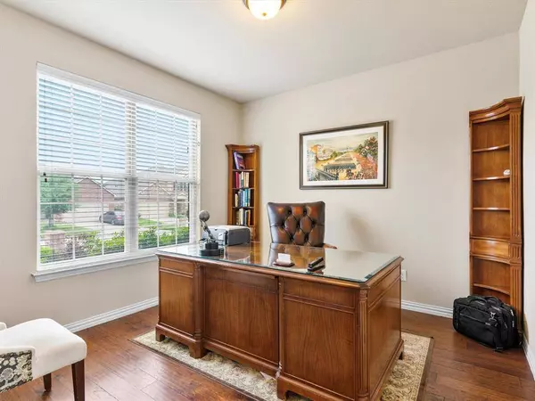 2729 Costa Mesa Drive, Little Elm, TX 75068