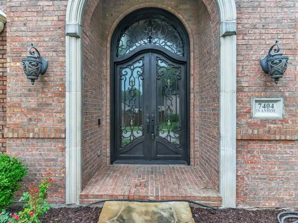 7404 Ivanhoe Drive, Plano, TX 75024