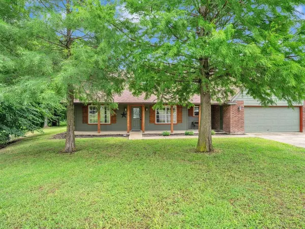 15067 Meadow Ridge Court, Nevada, TX 75173