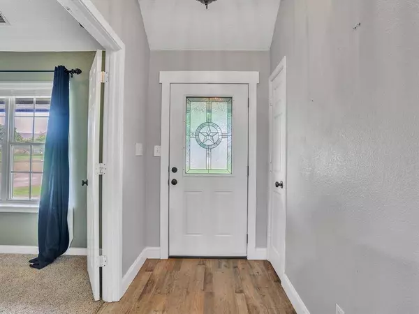 15067 Meadow Ridge Court, Nevada, TX 75173