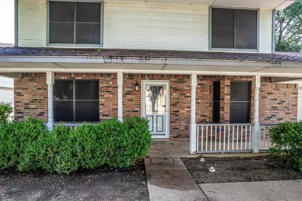 2214 Parkside Drive, Denton, TX 76201