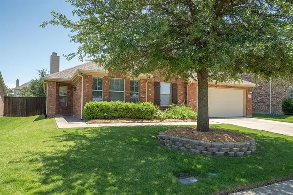 2912 Day Star Drive, Little Elm, TX 75068