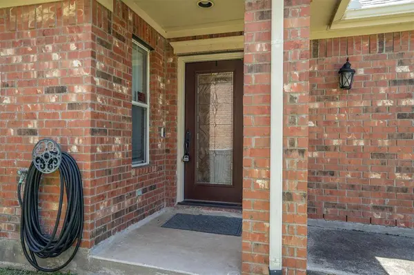 2912 Day Star Drive, Little Elm, TX 75068