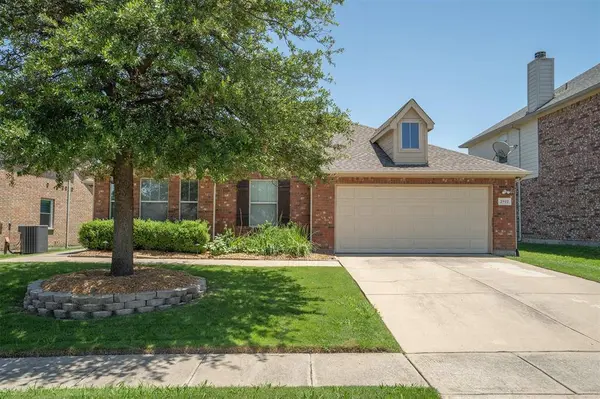 2912 Day Star Drive, Little Elm, TX 75068